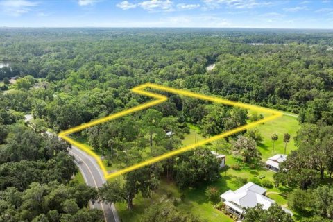 House in New Smyrna Beach, Florida 3 bedrooms, 149.94 sq.m. № 1824342 - photo 2