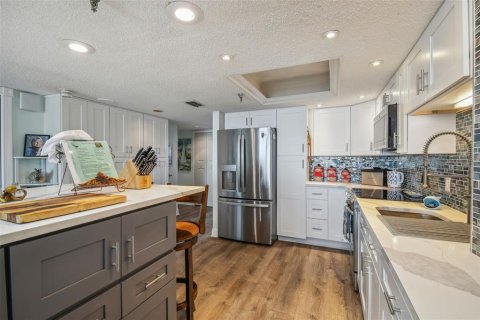 Condo in Hudson, Florida, 2 bedrooms  № 1219051 - photo 7