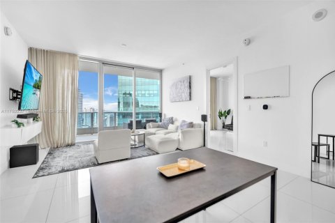 Condo in Miami, Florida, 2 bedrooms  № 1707552 - photo 3