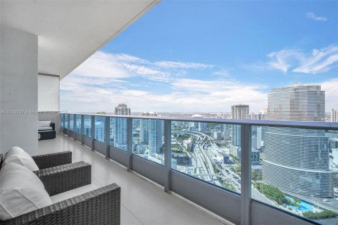 Condo in Miami, Florida, 2 bedrooms  № 1707552 - photo 6
