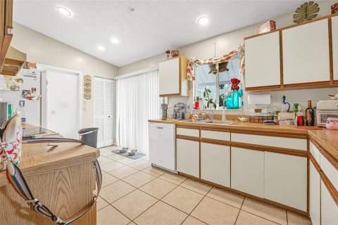 Casa en venta en Palm Coast, Florida, 3 dormitorios, 115.85 m2 № 1719329 - foto 12