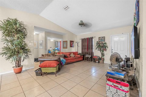 Casa en venta en Palm Coast, Florida, 3 dormitorios, 115.85 m2 № 1719329 - foto 7