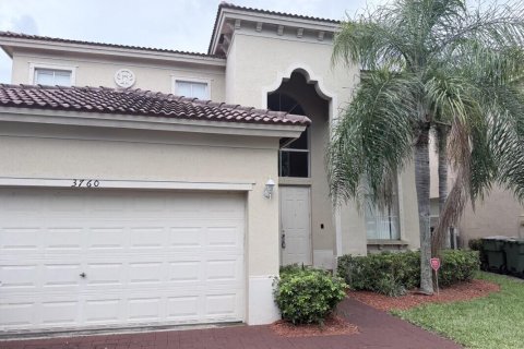 House in Homestead, Florida 4 bedrooms, 194.54 sq.m. № 2193064