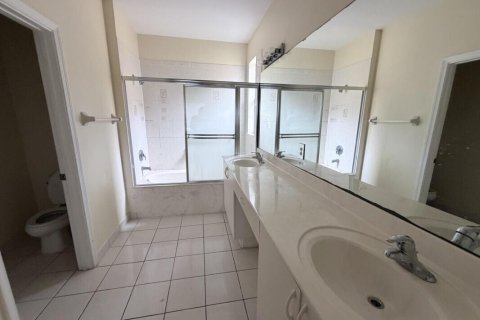 House in Homestead, Florida 4 bedrooms, 194.54 sq.m. № 2193064 - photo 6