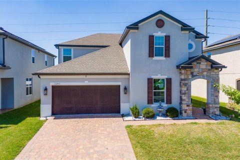 House in Orlando, Florida 5 bedrooms, 317.91 sq.m. № 2106793 - photo 2