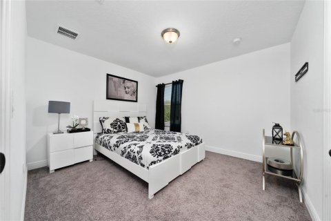 House in Orlando, Florida 5 bedrooms, 317.91 sq.m. № 2106793 - photo 26