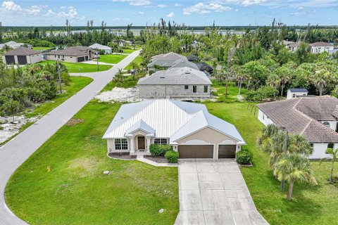 Villa ou maison à louer à Port Charlotte, Floride: 4 chambres, 197.51 m2 № 1835370 - photo 16