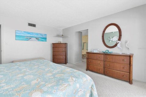 Copropriété à louer à Madeira Beach, Floride: 2 chambres, 113.81 m2 № 2212929 - photo 13