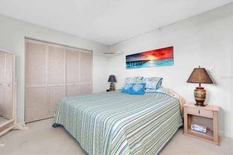 Copropriété à louer à Madeira Beach, Floride: 2 chambres, 113.81 m2 № 2212929 - photo 17