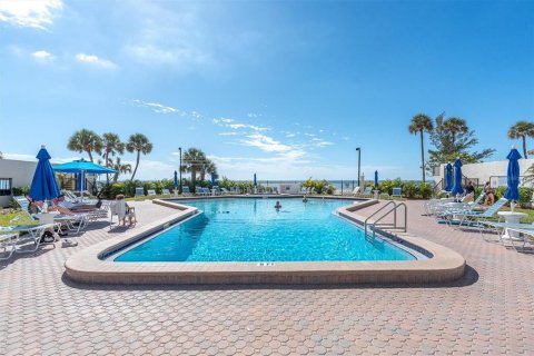 Copropriété à louer à Madeira Beach, Floride: 2 chambres, 113.81 m2 № 2212929 - photo 29