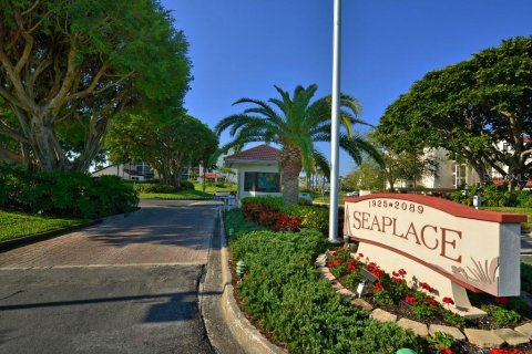 Copropriété à vendre à Longboat Key, Floride: 2 chambres, 86.68 m2 № 2201837 - photo 28