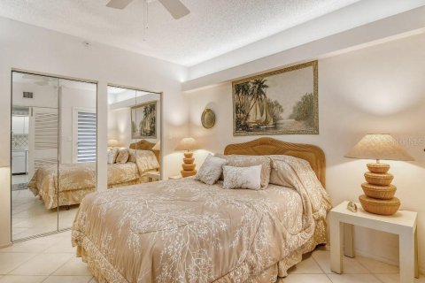 Copropriété à vendre à Longboat Key, Floride: 2 chambres, 86.68 m2 № 2201837 - photo 13