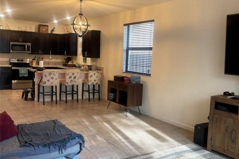 House in Homestead, Florida 5 bedrooms, 268.86 sq.m. № 1177469 - photo 1