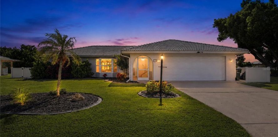 Villa ou maison à Nokomis, Floride 3 chambres, 159.33 m2 № 2337263