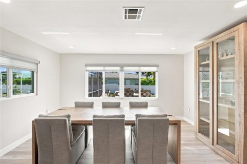 Villa ou maison à vendre à Nokomis, Floride: 3 chambres, 159.33 m2 № 2337263 - photo 16