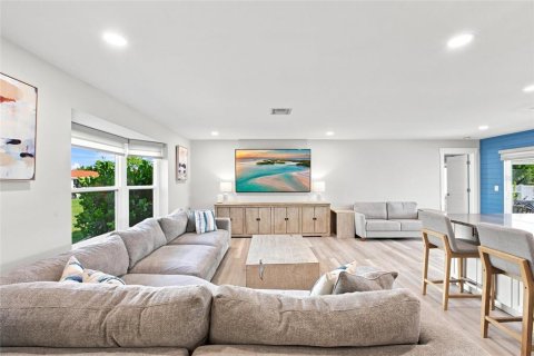 Villa ou maison à vendre à Nokomis, Floride: 3 chambres, 159.33 m2 № 2337263 - photo 9