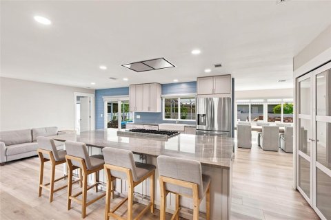 Villa ou maison à vendre à Nokomis, Floride: 3 chambres, 159.33 m2 № 2337263 - photo 12