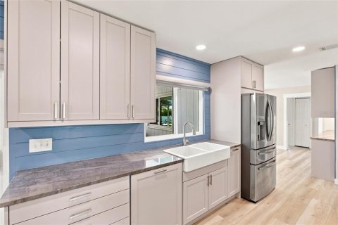 Villa ou maison à vendre à Nokomis, Floride: 3 chambres, 159.33 m2 № 2337263 - photo 14