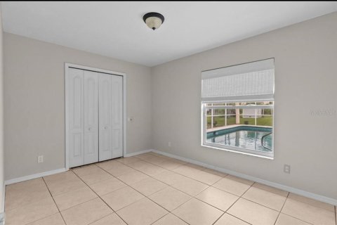 House in Englewood, Florida 4 bedrooms, 217.11 sq.m. № 1866137 - photo 10