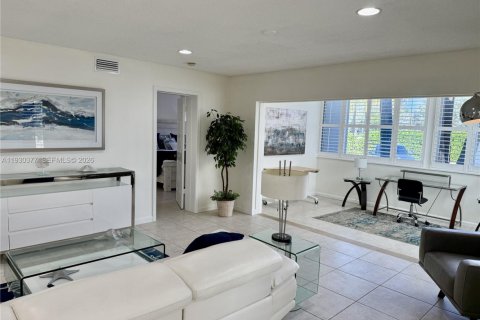 Copropriété à vendre à Jupiter, Floride: 3 chambres, 157.93 m2 № 1995126 - photo 2