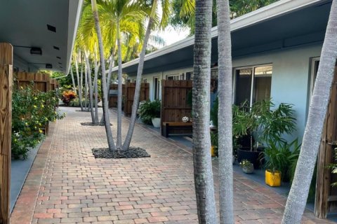 Condo in Fort Lauderdale, Florida, 2 bedrooms № 2275836 - photo 16