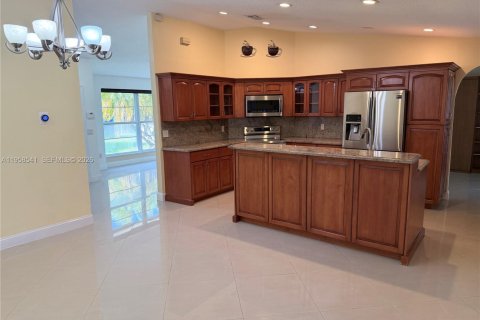 Villa ou maison à vendre à Miami, Floride: 3 chambres, 174.1 m2 № 2020824 - photo 16