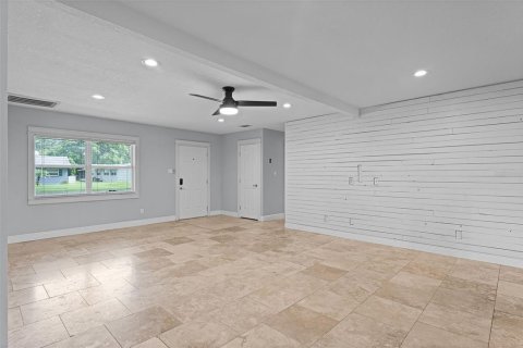 House in Belle Isle, Florida 3 bedrooms, 159.51 sq.m. № 1819284 - photo 6