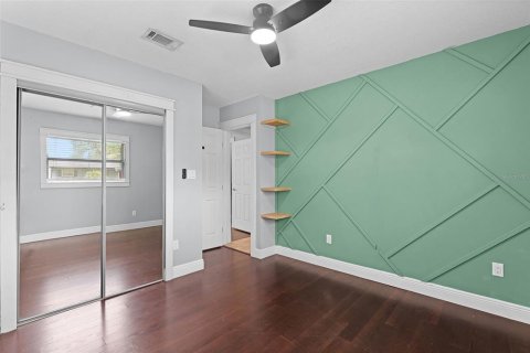 House in Belle Isle, Florida 3 bedrooms, 159.51 sq.m. № 1819284 - photo 20