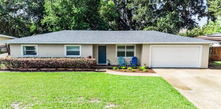 House in Belle Isle, Florida 3 bedrooms, 159.51 sq.m. № 1819284