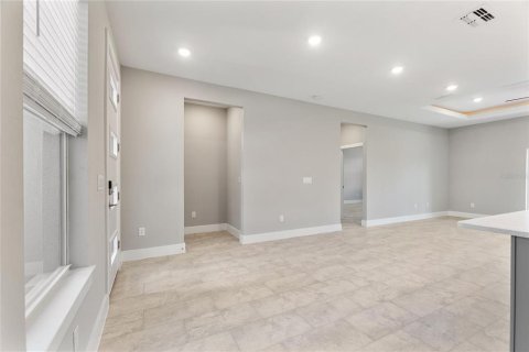 Casa en alquiler en North Port, Florida, 4 dormitorios, 159.51 m2 № 1631601 - foto 9