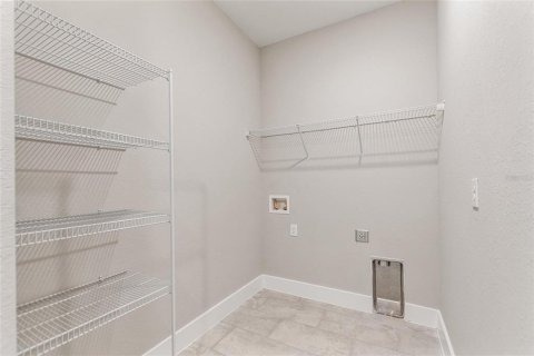 Casa en alquiler en North Port, Florida, 4 dormitorios, 159.51 m2 № 1631601 - foto 28