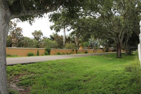 House in Seminole, Florida 4 bedrooms, 195.47 sq.m. № 1817007 - photo 23