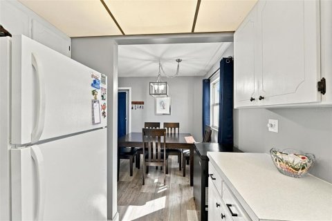 Condo in Sun City Center, Florida, 2 bedrooms № 2383386 - photo 29