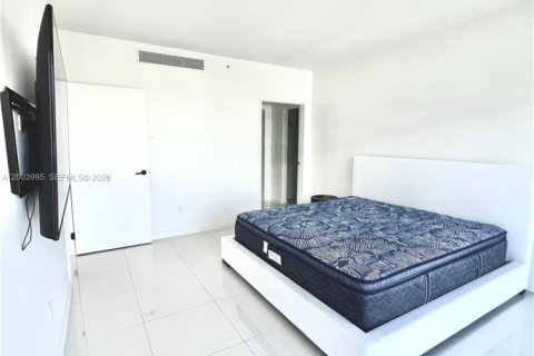 Condo in Bay Harbor Islands, Florida, 2 bedrooms  № 2068645 - photo 10