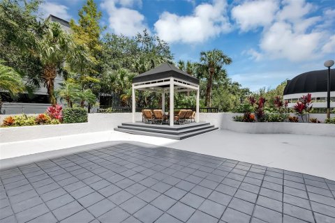 Condominio en alquiler en Orlando, Florida, 2 dormitorios, 265.33 m2 № 1661812 - foto 4