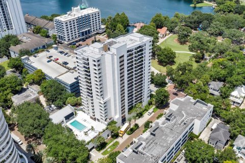 Condominio en alquiler en Orlando, Florida, 2 dormitorios, 265.33 m2 № 1661812 - foto 13