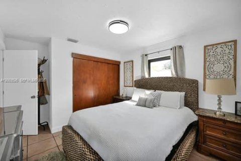 Купить виллу или дом в Майами, Флорида 4 спальни, 242.1м2, № 2069097 - фото 25