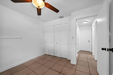 Купить виллу или дом в Майами, Флорида 4 спальни, 242.1м2, № 2069097 - фото 5