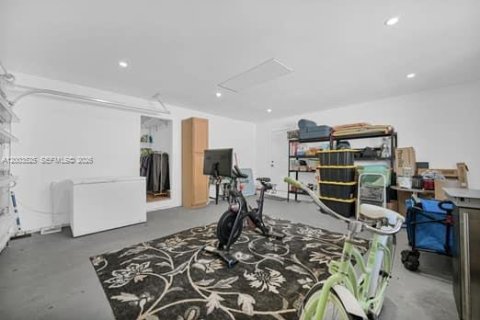 Купить виллу или дом в Майами, Флорида 4 спальни, 242.1м2, № 2069097 - фото 18