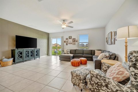 Casa en venta en San Antonio, Florida, 5 dormitorios, 269.04 m2 № 1907031 - foto 22