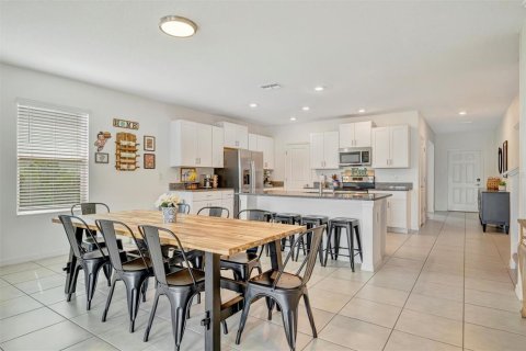 Casa en venta en San Antonio, Florida, 5 dormitorios, 269.04 m2 № 1907031 - foto 25