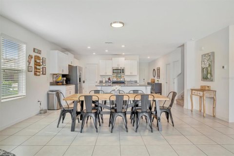 Casa en venta en San Antonio, Florida, 5 dormitorios, 269.04 m2 № 1907031 - foto 24