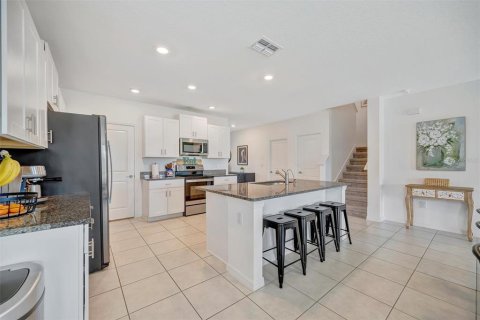 Casa en venta en San Antonio, Florida, 5 dormitorios, 269.04 m2 № 1907031 - foto 14