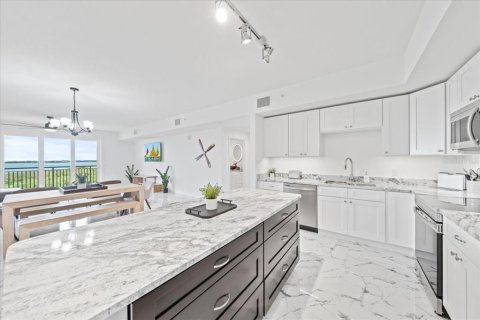 Condo in Merrit Island, Florida, 3 bedrooms  № 1283220 - photo 13