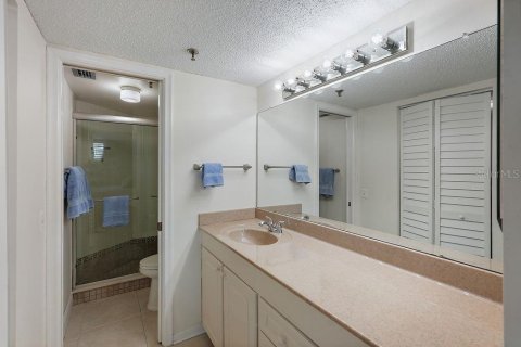 Снять в аренду кондоминиум в Сент-Питерсберг, Флорида 5 комнат, 106.84м2, № 1914074 - фото 26