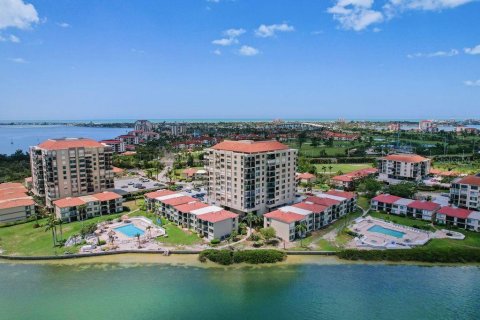 Снять в аренду кондоминиум в Сент-Питерсберг, Флорида 5 комнат, 106.84м2, № 1914074 - фото 20