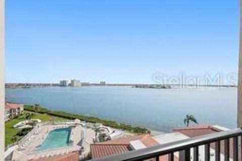 Снять в аренду кондоминиум в Сент-Питерсберг, Флорида 5 комнат, 106.84м2, № 1914074 - фото 16