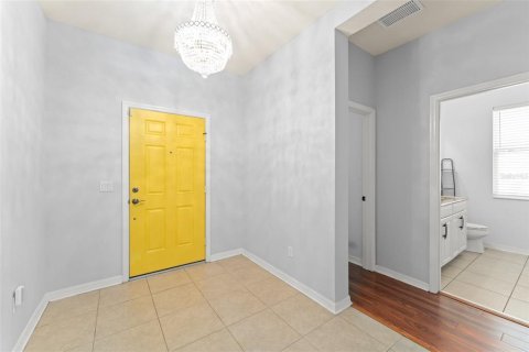 House in Winter Park, Florida 4 bedrooms, 171.22 sq.m. № 1813288 - photo 3