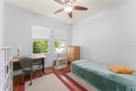 House in Winter Park, Florida 4 bedrooms, 171.22 sq.m. № 1813288 - photo 5