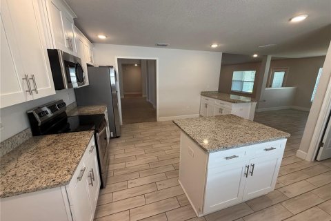 Casa en venta en Ocala, Florida, 4 dormitorios, 278.71 m2 № 2387663 - foto 13